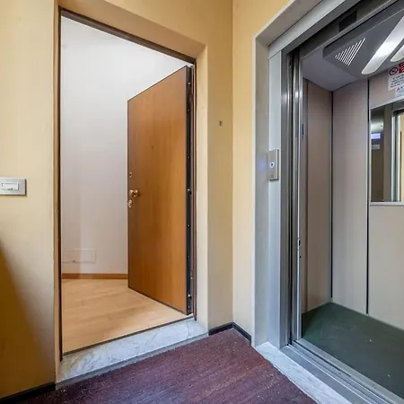 Duomo Delizioso Nel Cuore Di Modène